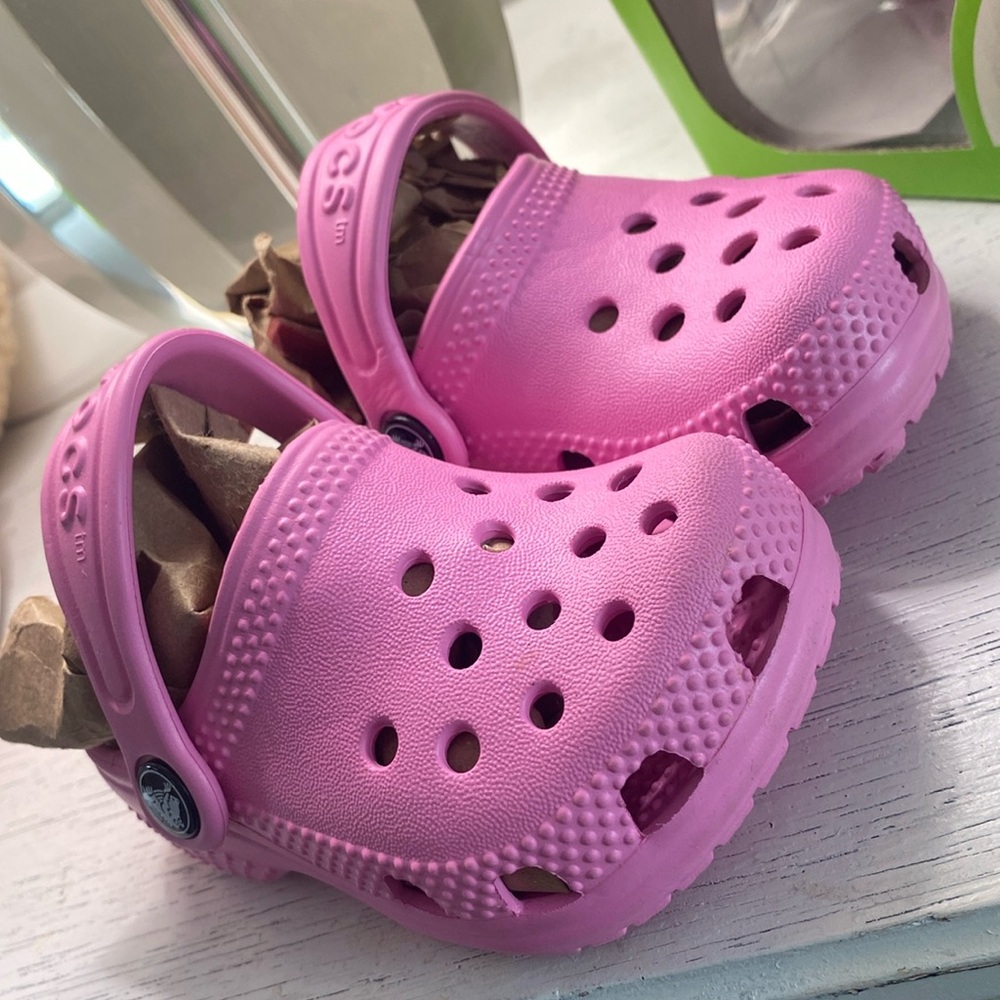 Crocs Littles Size Toddler 2/3 Taffy Pink - Picture 7 of 8